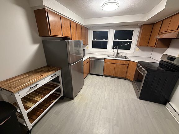 5th image of 4294 Candlelight Ln #4292-1/2