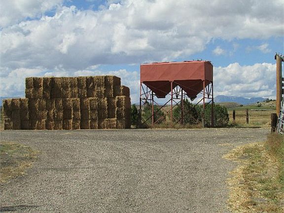 3rd image of 3241 State Highway 10