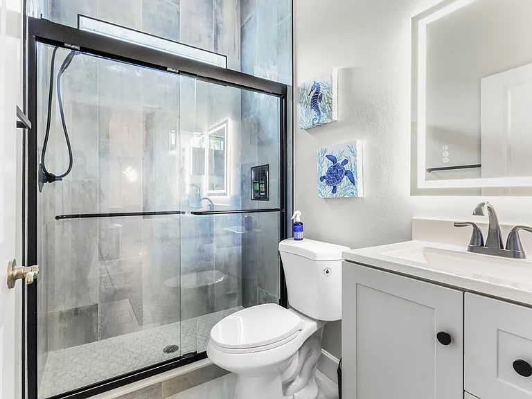 2047 Roselawn St #2047 — Photo 12