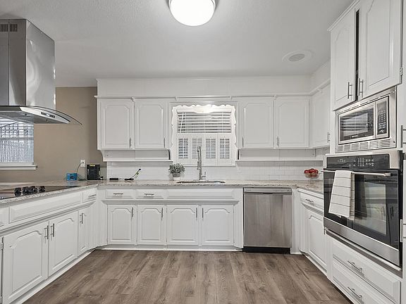 4th image of 2121 Canton Dr #18107376