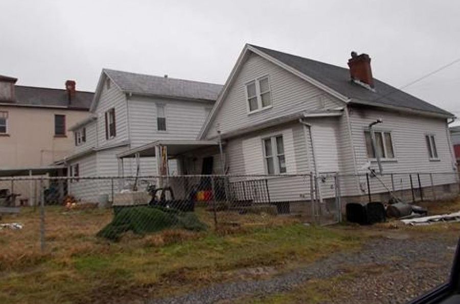 2nd image of 2949 Philippi Pike