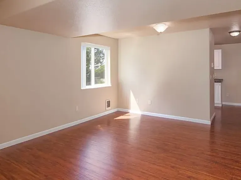 3612 E Moody Rd #B — Photo 10