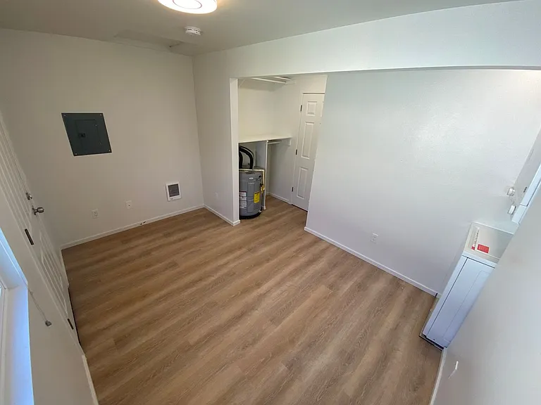 16 N Everett St — Photo 15