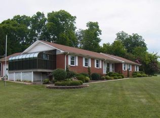 9017 Valley View Dr SE, Huntsville, AL 35802