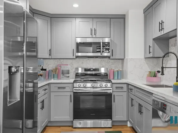 Penmar Superba by Wiseman, 2001 Penmar Ave APT 11, Venice, CA 90291