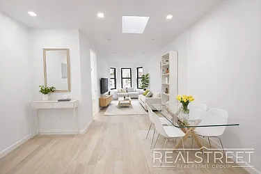 371 Madison Street, #3R