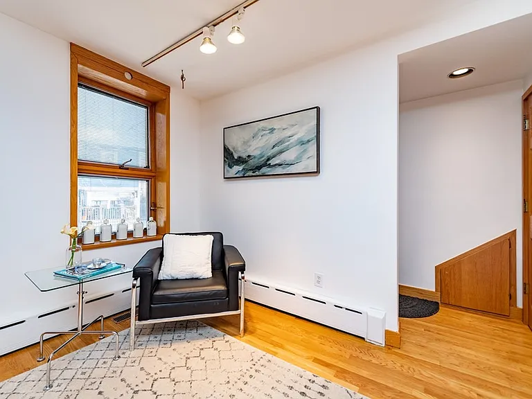 72 Fairmont St #2 — Photo 9