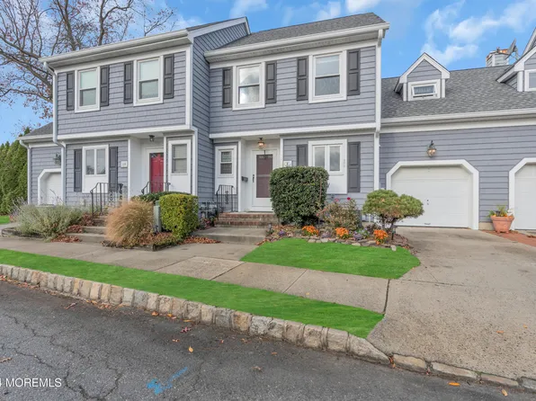 8 Squan Court, Manasquan, NJ 08736
