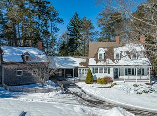 22 S Park St, Freeport, ME 04032