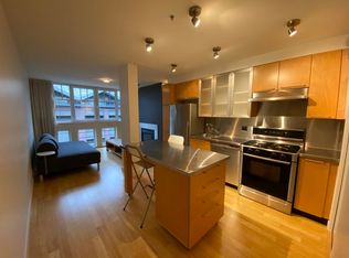 1072 Hamilton St, Vancouver, BC V6B2R9