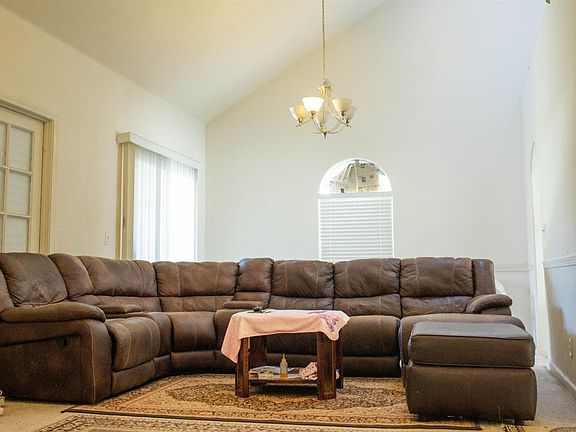 5th image of 4712 W Celeste Ave