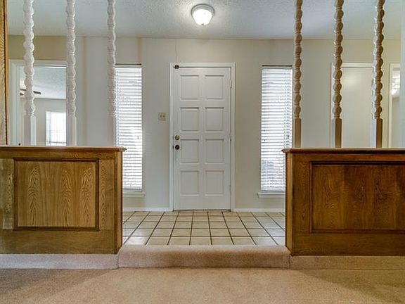 4th image of 734 Royal Oaks Dr