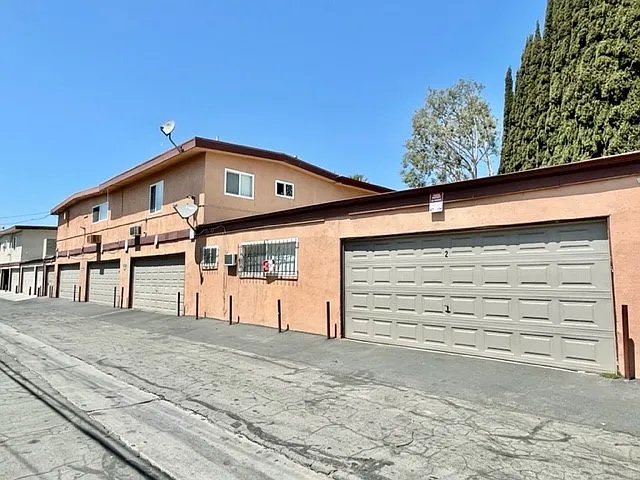 1810 W Sallie Ln #M10 — Photo 27