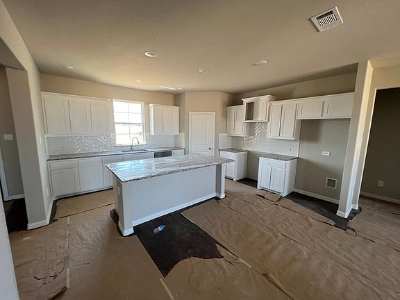 4th image of No Hoa 189 Lonicera Ln