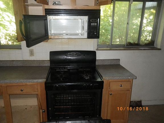 4th image of 600 Cleveland Ave #780
