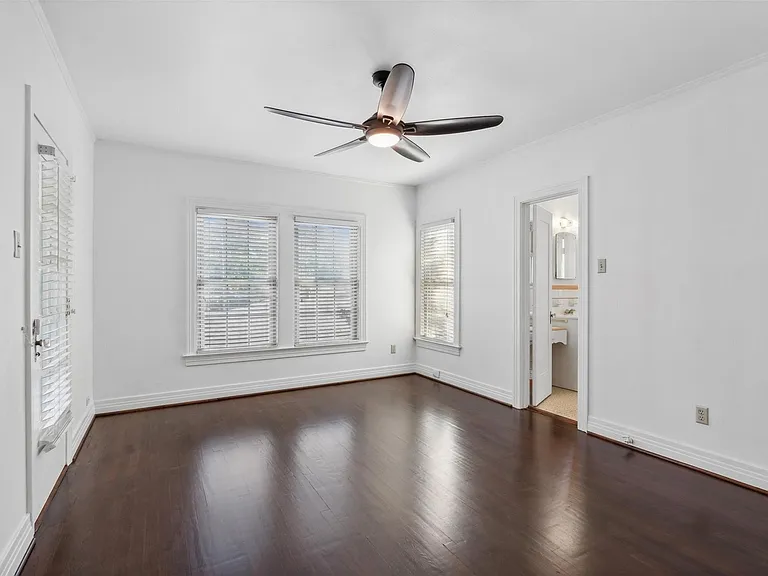 6132 Victor St — Photo 17