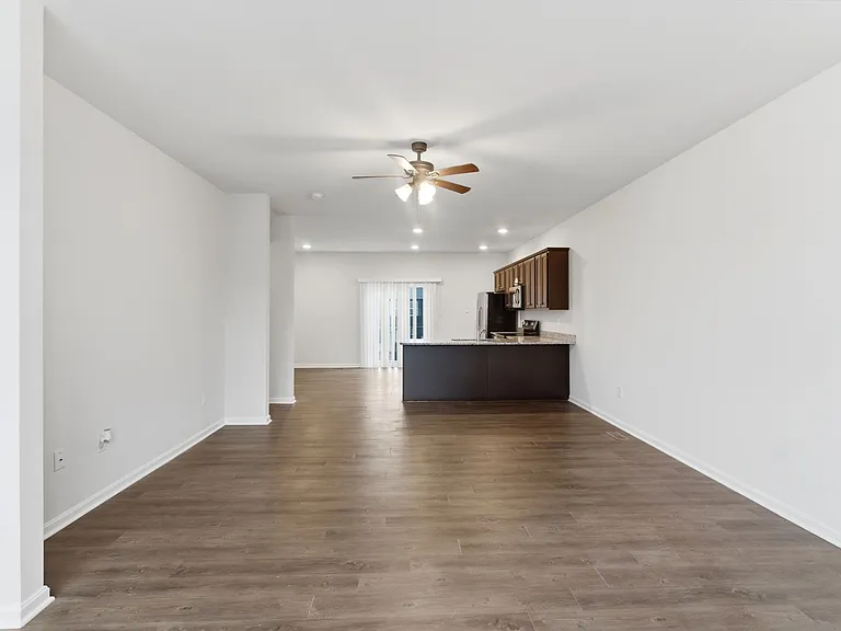 293 Magellan Dr — Photo 14