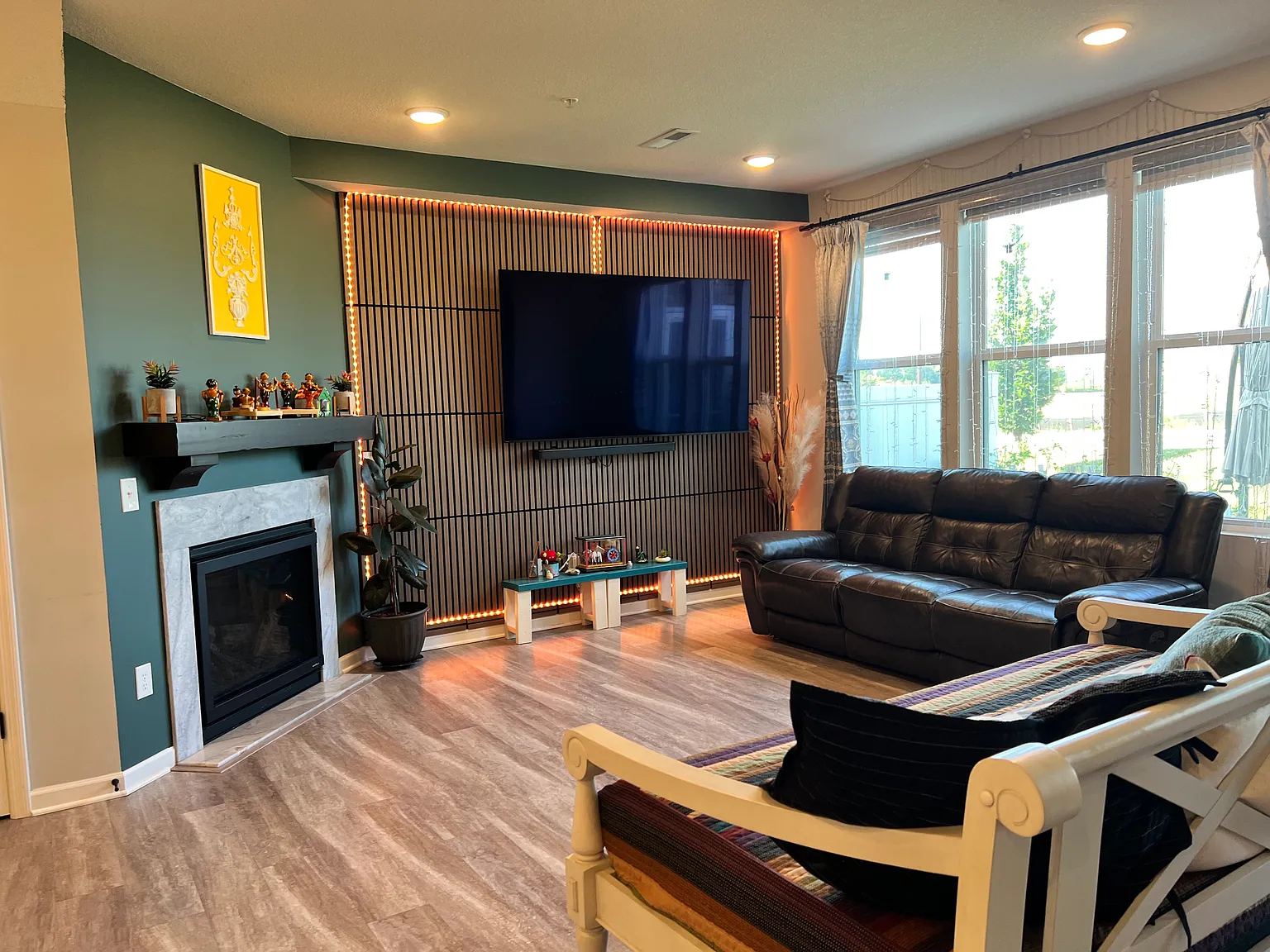 3 bed, 2.5 bath, 1983 sqft, $2,695 — Photo 2