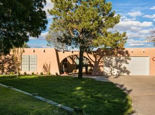 4633 Rainbow St NW, Albuquerque, NM 87114