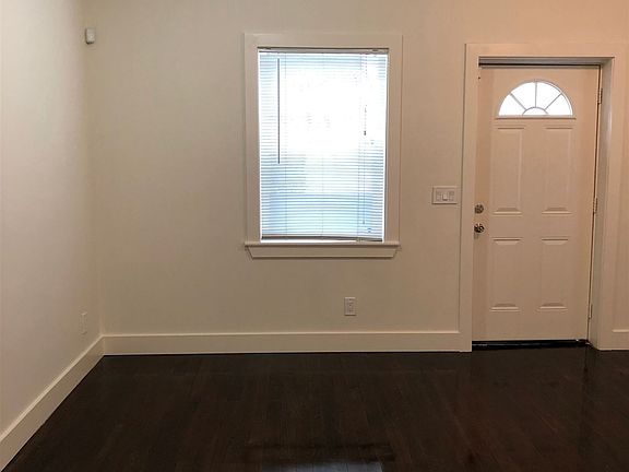 822 Isabella A 7PwJQBC8