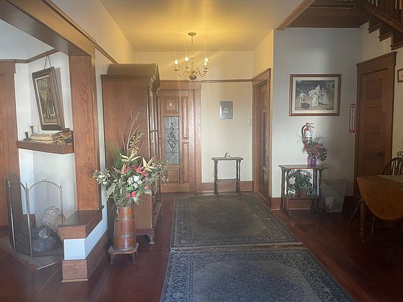 2nd image of 419 Cedar Ave APT E