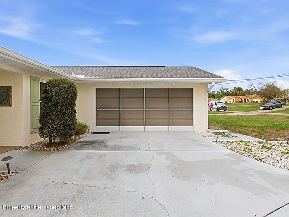 4th image of 12324 Drayton Dr