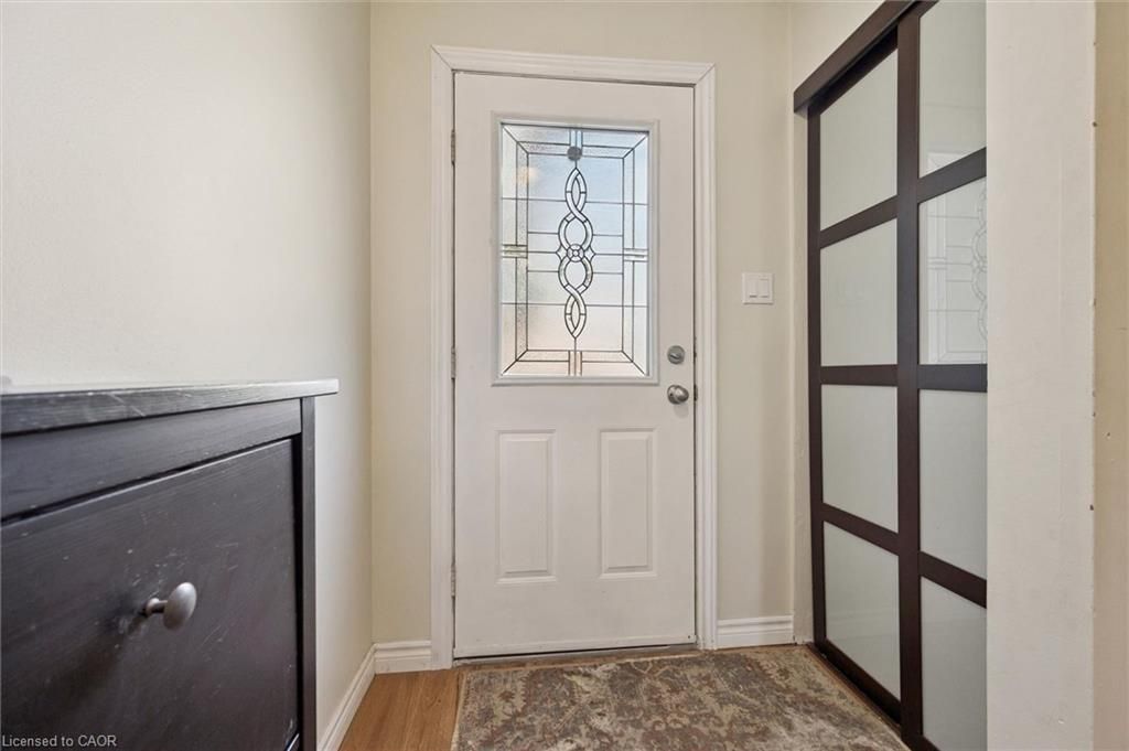 25 Valleyview Rd #1, Kitchener, ON - More