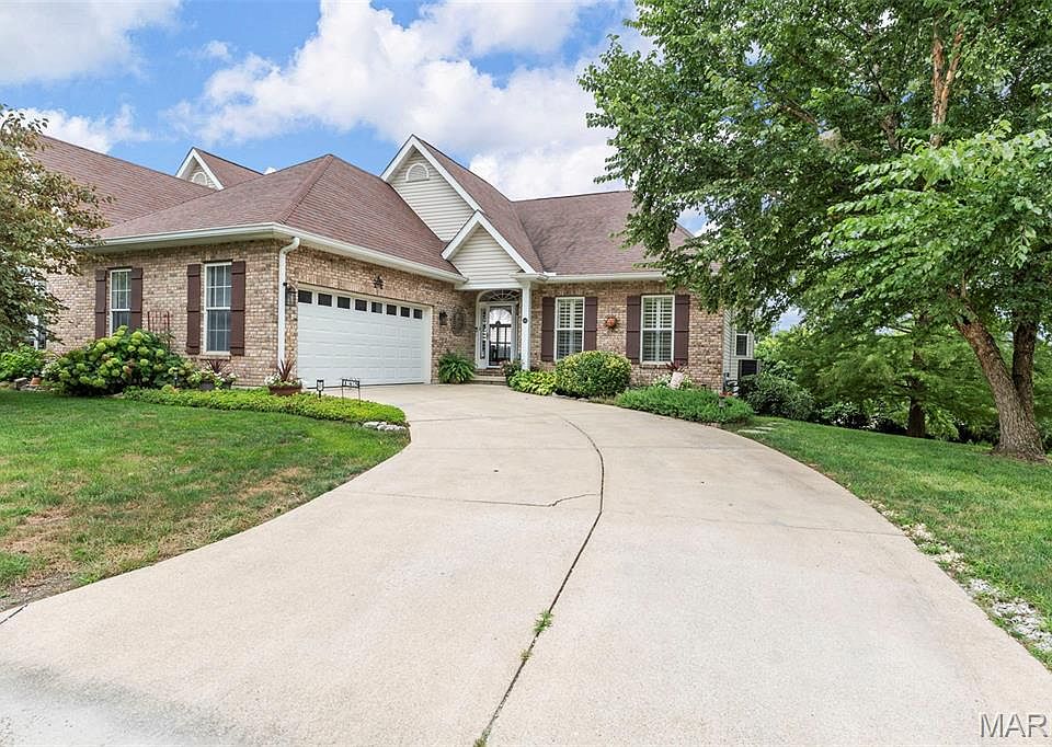 1st image of 145 Brickyard Dr