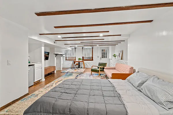 Sold by Compass | media 12