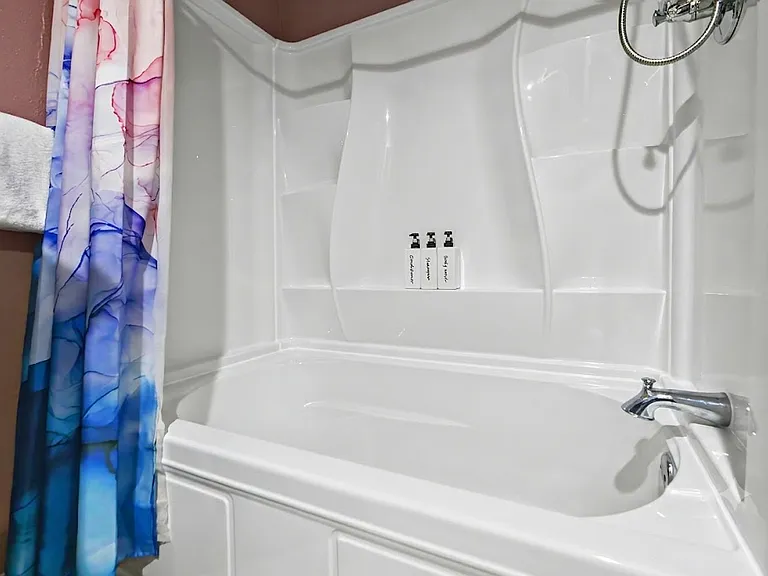 2402 Desert Willow Dr — Photo 56