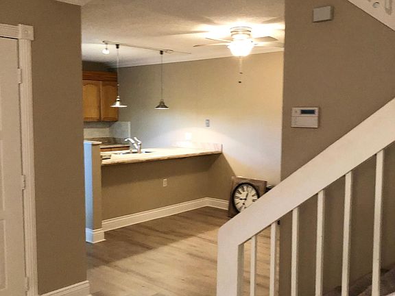 4th image of 2114 21st Ct #2114