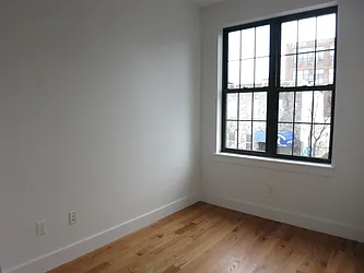 Rented by Rennit Inc.