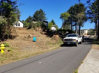 1901 NW 35th Pl, Lincoln City, OR 97367