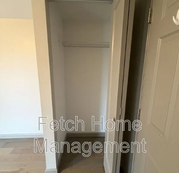 34 N Lee St — Photo 27
