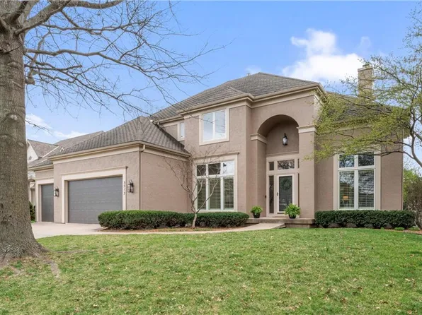 5513 W 147th Pl, Overland Park, KS 66223