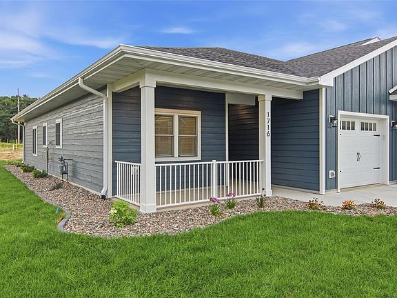 2nd image of 1716 Whitetail Way