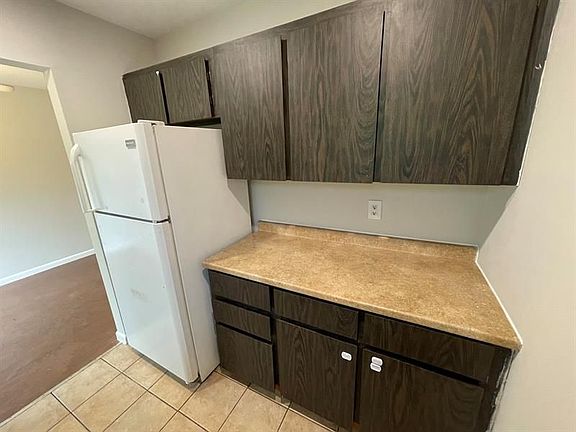 5th image of 1500 Forest Hill Blvd APT 1