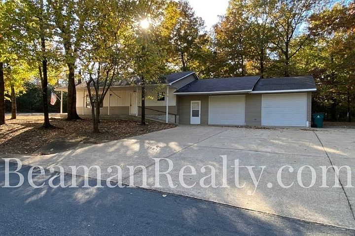 1st image of 1207 Red Bud Ave