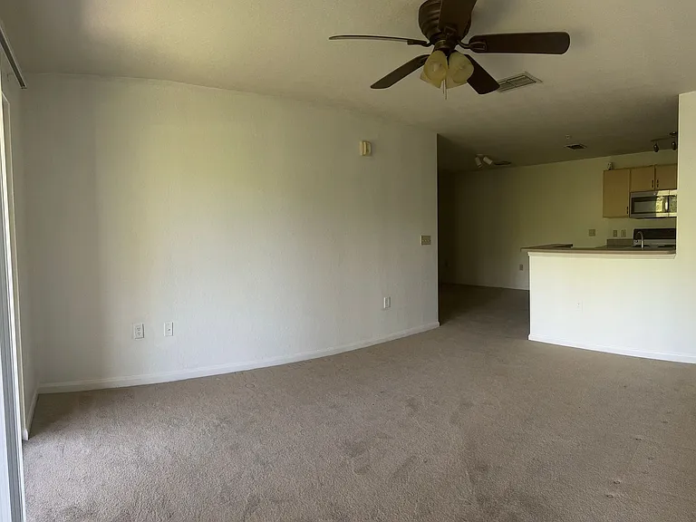 940 Village Trl #6-304 — Photo 5