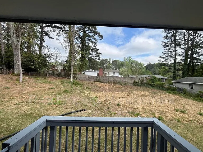 2425 Omaha Rd SW — Photo 37