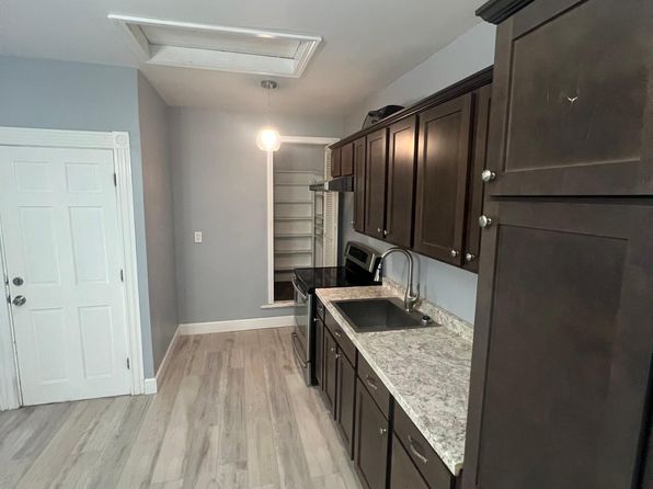 22 Bettez St FLOOR 2