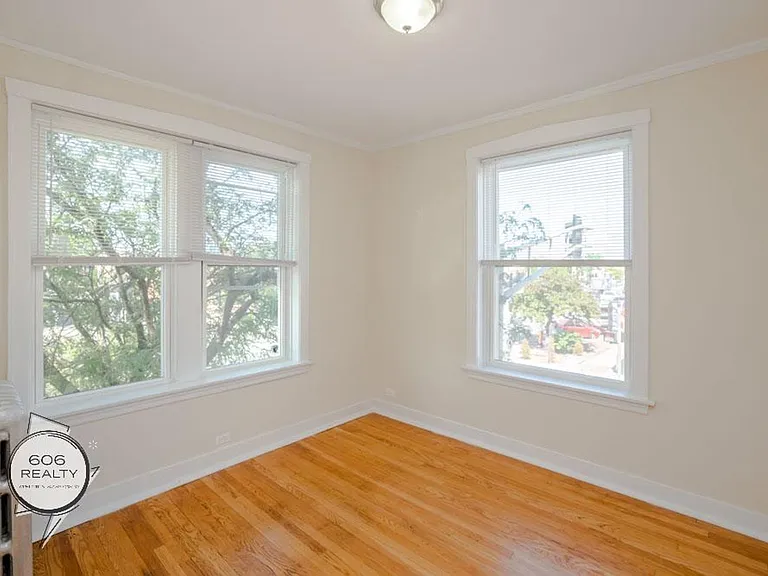 2208 S 57th Ave #10 — Photo 10
