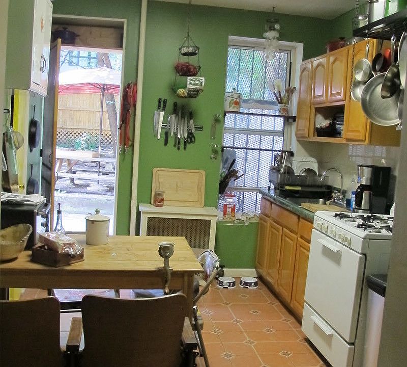 1st image of 300 Ellery St #1F