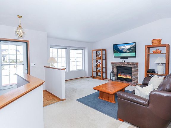 4th image of 20306 E 1st Ave