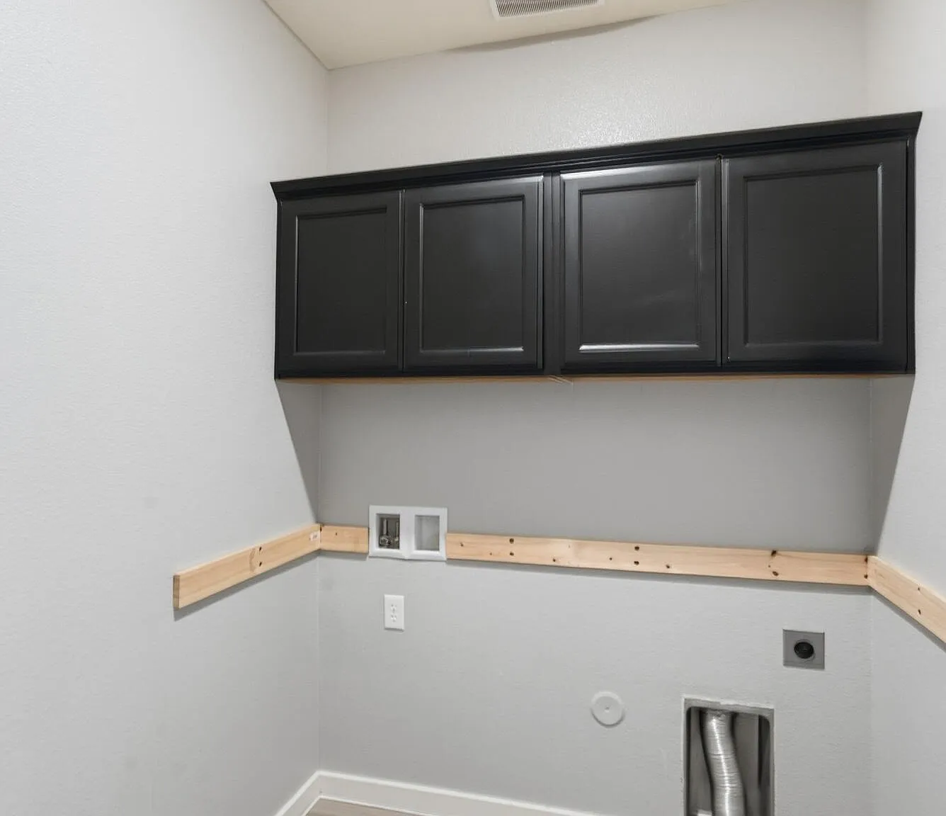 4 bed, 2.0 bath, 1720 sqft, $1,750 — Photo 4