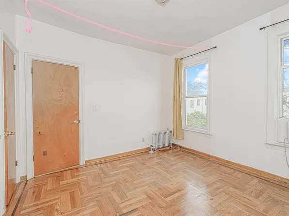 2418 East 23rd Street image 39 of 40