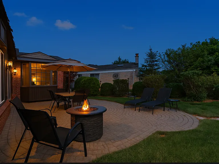 5002 Rockdale Ct — Photo 32
