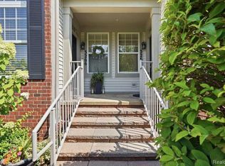 3262 Johanna Ware W, Wixom, MI 48393