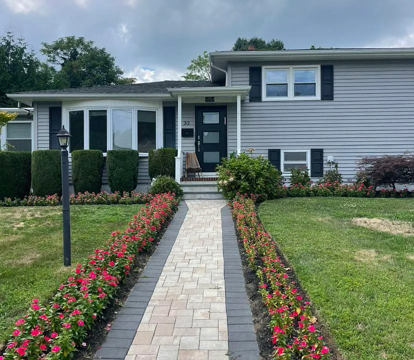 35 Fairway Ave