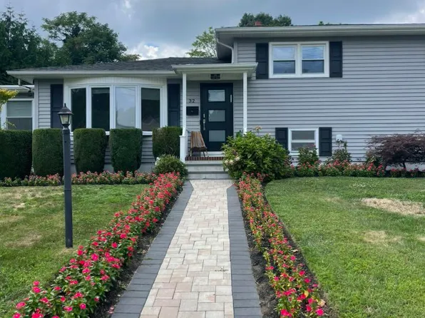 35 Fairway Ave, West Long Branch, NJ 07764